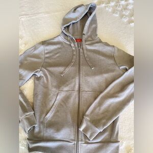 Bench brand zip-up hoodie is a versatile light grey casual sweatshirt-SZ M